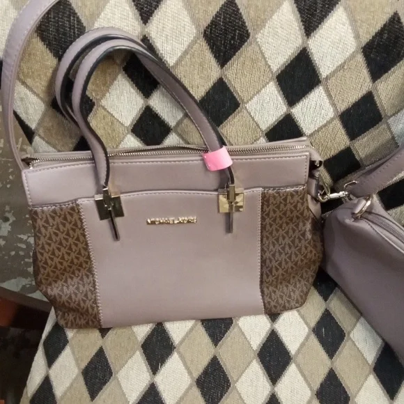 Michael Kors Elegant Purple Satchel Set - Picture 4 of 5